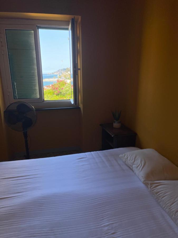 Borgo Prino Apartment อิมเปรีอา ภายนอก รูปภาพ